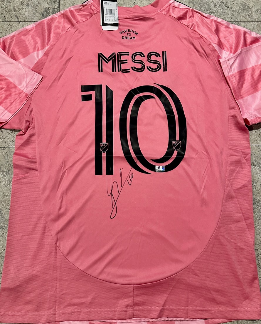 Lionel Messi Inter Miami FC Autographed 2024 Adidas Pink Home Soccer Jersey LOA (1 of 4)