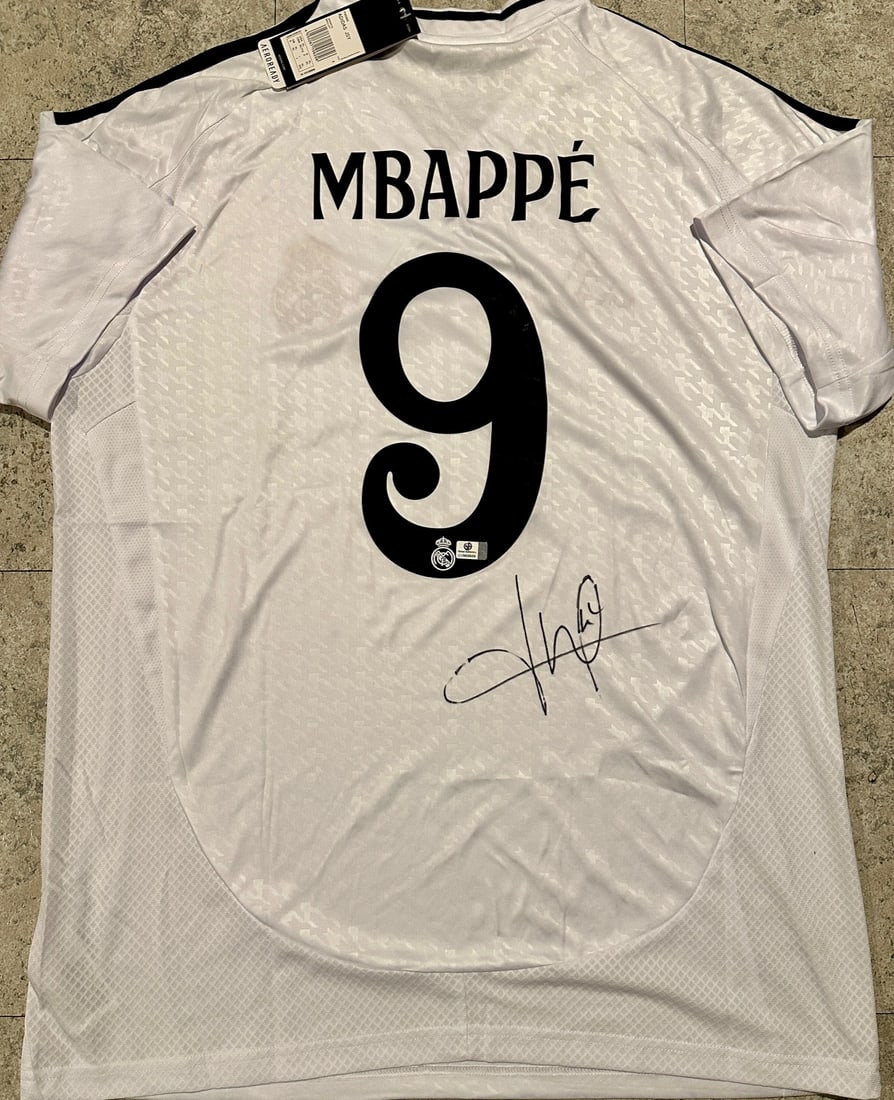 Kylian Mbappé Real Madrid Autographed Home 2024-25 Adidas Jersey coa (1 of 3)
