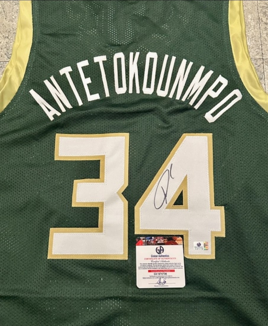 Autographed Giannis Antetokounmpo Bucks Custom Basketball Jersey COA - 2
