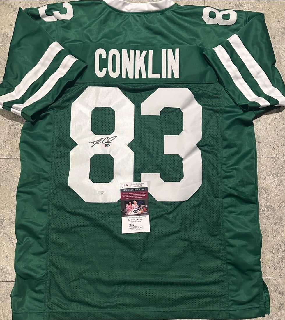Autographed Tyler Conklin Jets Custom Football Jersey JSA COA: Autographed Tyler Conklin Jets Custom Football Jersey JSA COA ----- Autograph Location and coa number may vary JERSEY SIZE EXTRA LARGE - CUSTOM JERSEY MEANS NO LOGOS, NO TEAM NAMES, & NO BRAND NAMES 