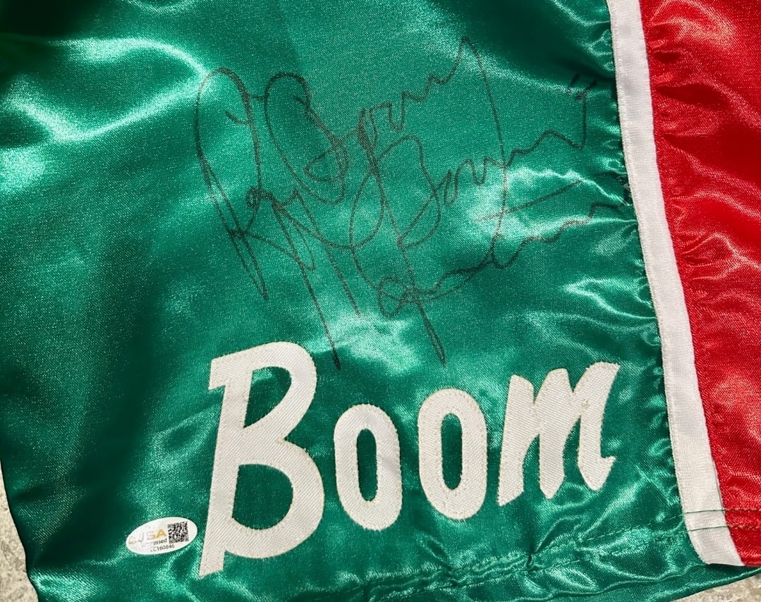 Autographed Ray 'BOOM BOOM' Mancini Former Lightweight Champion Custom Boxing Trunks JSA HOLOGRAM - 3