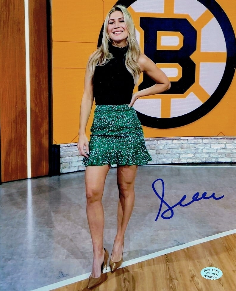Autographed Sophia Jurksztowicz NESN Boston Bruins Reporter 8x10 Photo coa: Autographed Sophia Jurksztowicz NESN Boston Bruins Reporter 8x10 Photo Full Time Authentics coa - Autograph Location may vary 