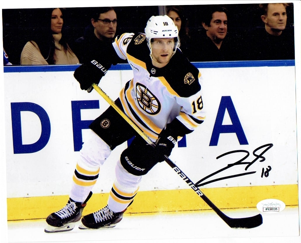 Autographed Pavel Zacha Boston Bruins 8x10 Photo JSA coa: Autographed Pavel Zacha Boston Bruins 8x10 Photo JSA Witnessed coa - Autograph Location may vary 