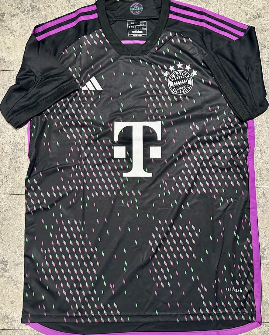 Harry Kane FC Bayern Munchen 2023-24 Adidas Away Soccer Jersey coa - 3