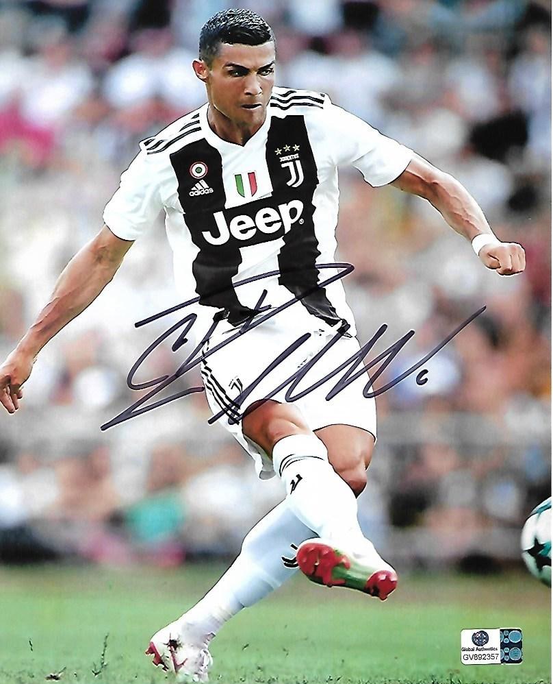 Cristiano Ronaldo Juventus FC Autographed 8x10 Photo coa: Cristiano Ronaldo Juventus FC Autographed 8x10 Photo GA coa - Autograph Location & coa # may vary 
