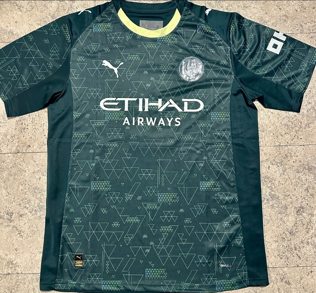 Erling Haaland Manchester City Autographed 2025-26 Puma Fourth Soccer Jersey coa - 3