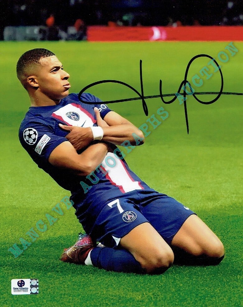 Kylian Mbappé Paris Saint-Germain Autographed 8x10 Photo coa: Kylian Mbappé Paris Saint-Germain 2023-24 French Cup Champion Autographed 8x10 Photo GA coa - Autograph Location & coa # may vary JERSEY SIZE EXTRA LARGE 