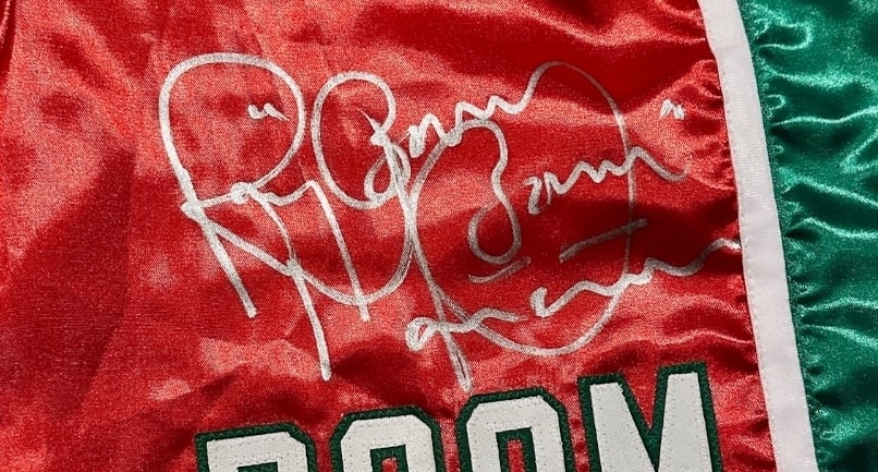 Ray 'BOOM BOOM' Mancini Former Lightweight Champion Autographed Boxing Trunks JSA HOLOGRAM - 2