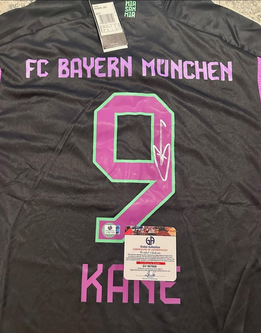 Harry Kane FC Bayern Munchen 2023-24 Adidas Away Soccer Jersey coa - 2