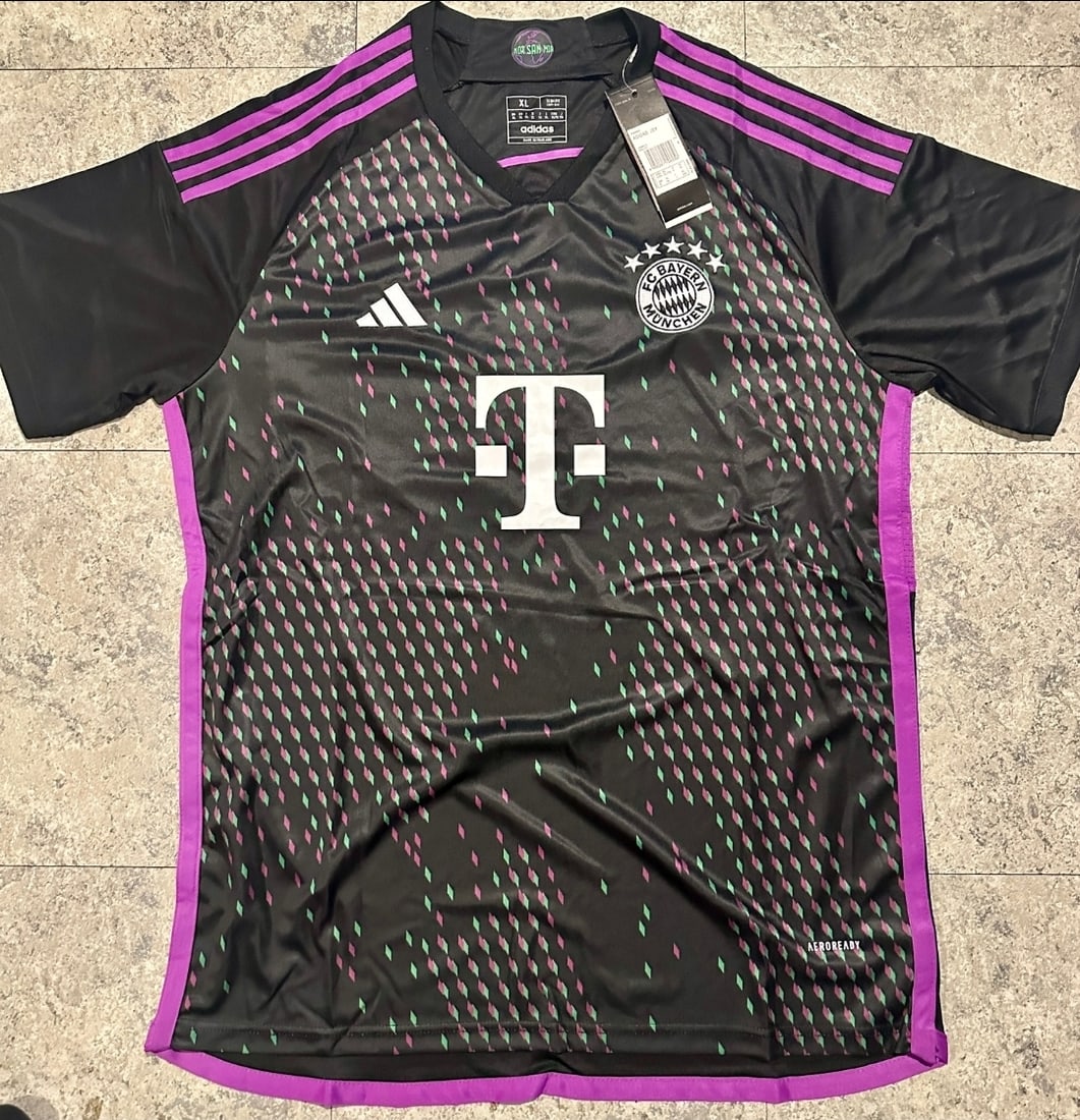 Harry Kane FC Bayern Munchen 2023-24 Adidas Away Soccer Jersey coa - 3