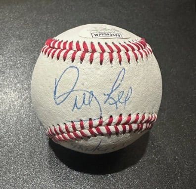 Bill Lee Boston Red Sox Autographed & Inscribed "YANKEES SUCK!" OMLB Baseball JSA Witnessed coa: Bill Lee Boston Red Sox Autographed & Inscribed "YANKEES SUCK!" OMLB Baseball JSA Witnessed coa