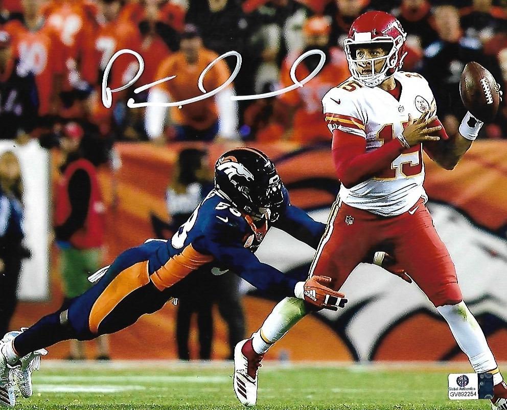 Patrick Mahomes Kansas City Chiefs Autographed 8x10 Photo coa: Patrick Mahomes Kansas City Chiefs Autographed 8x10 Photo GA coa - Autograph Location & coa # may vary