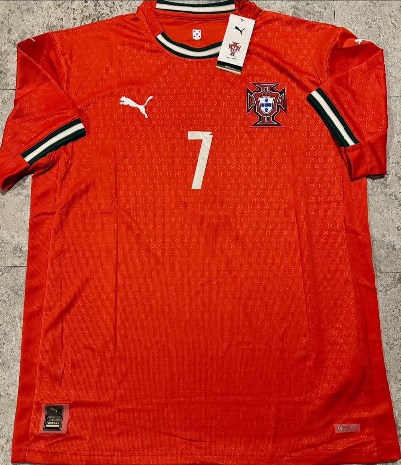 Cristiano Ronaldo Portugal Autographed 2025 Puma Home Soccer Jersey coa - 3