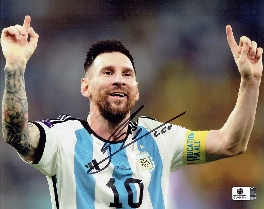 Lionel Messi Argentina Autographed 8x10 Photo coa: Lionel Messi Argentina Autographed 8x10 2022 FIFA World Cup Finals Photo GA coa - Autograph Location & coa # may vary