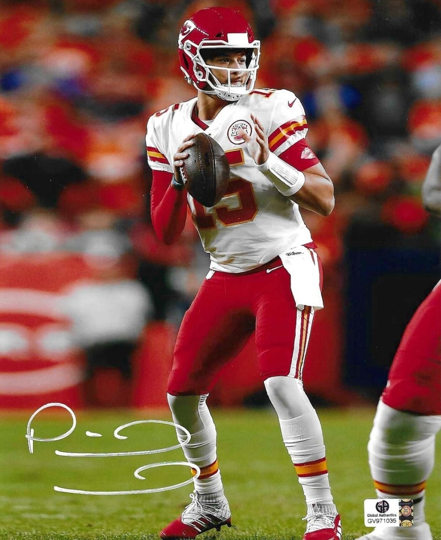 Patrick Mahomes Kansas City Chiefs Autographed 8x10 Photo coa: Patrick Mahomes Kansas City Chiefs Autographed 8x10 Photo GA coa - Autograph Location & coa # may vary