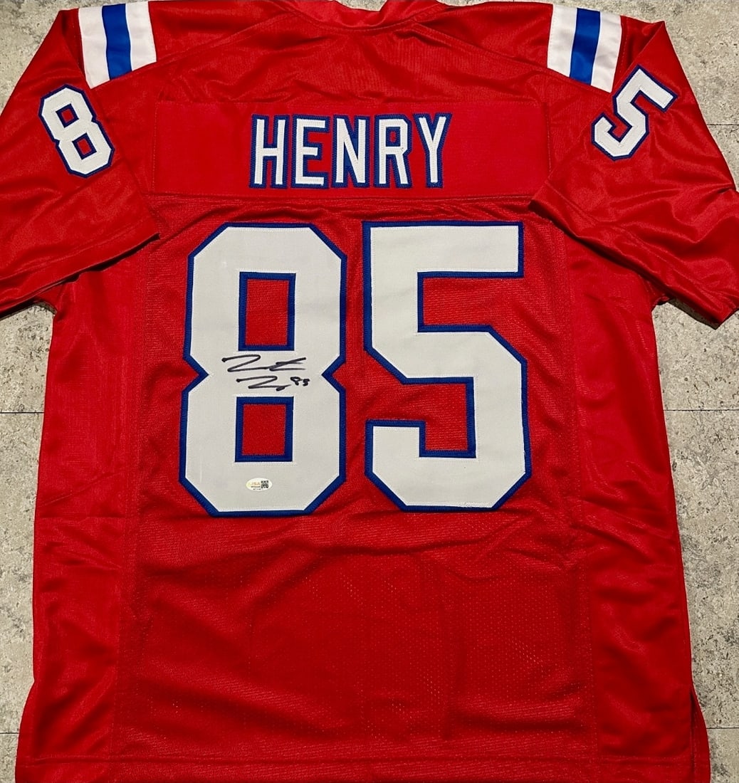 Hunter Henry New England Patriots Autographed Custom Football Jersey JSA Hologram: Hunter Henry New England Patriots Autographed Custom Football Jersey Beckett QR HOLOGRAM (THERE IS NO COA CARDS WITH QR CODE HOLGRAMS - SCAN QR CODE WITH CAMERA TO VERIFY AUTHENTICITY) - Autograph