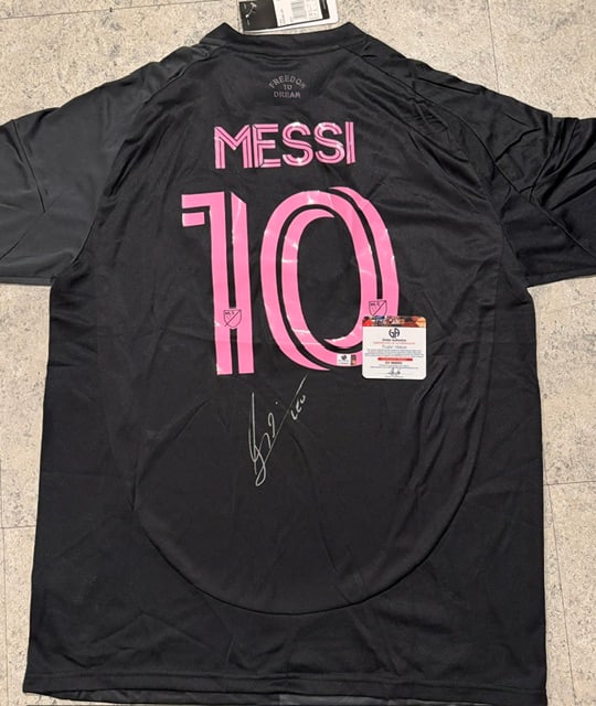 Lionel Messi INTER MIAMI CF 25/26 MESSI AWAY JERSEYAutographed 2022 Adidas Soccer Jersey LOA: Lionel Messi INTER MIAMI CF 25/26 MESSI AWAY JERSEY Autographed Soccer Jersey GA Letter of Authenticty coa - NOTE SIZE EXTRA LARGE