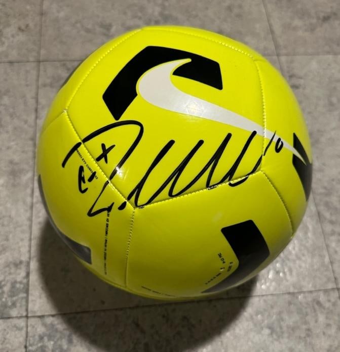 Cristiano Ronaldo Al-Nassr Autographed Nike Soccer Ball coa (1 of 2)