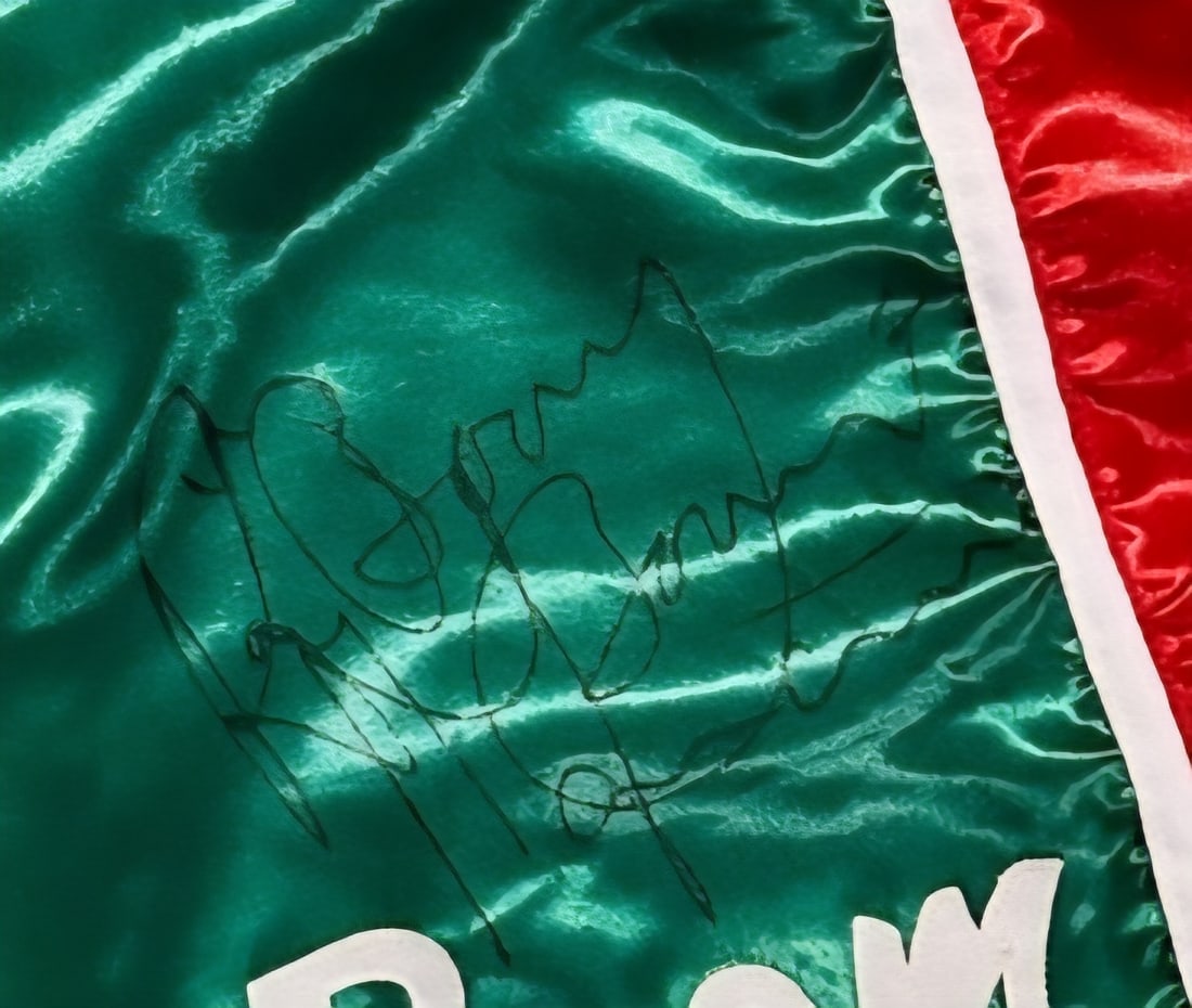 Ray 'BOOM BOOM' Mancini Former Lightweight Champion Autographed Boxing Trunks JSA HOLOGRAM - 2