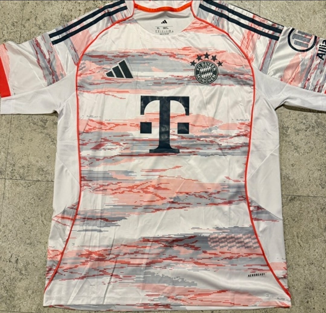 Harry Kane FC Bayern Munchen 2025-26 Adidas Away Soccer Jersey coa - 3