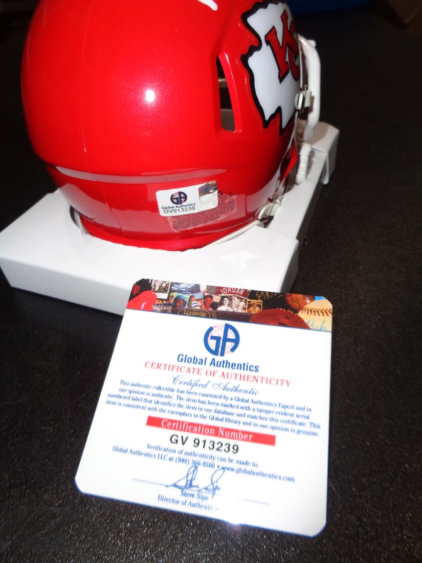 Patrick Mahomes Kansas City Chiefs Autographed Riddell Mini-Helmet coa - 2