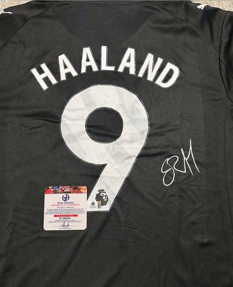 Erling Haaland Manchester City Autographed 2025-26 Puma Away Soccer Jersey coa - 2