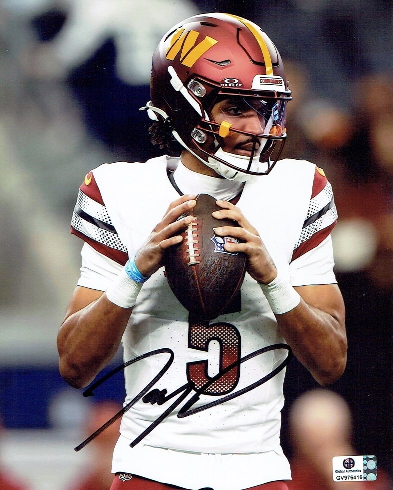 Jayden Daniels Washington Commanders Autographed 8x10 Photo coa (1 of 2)