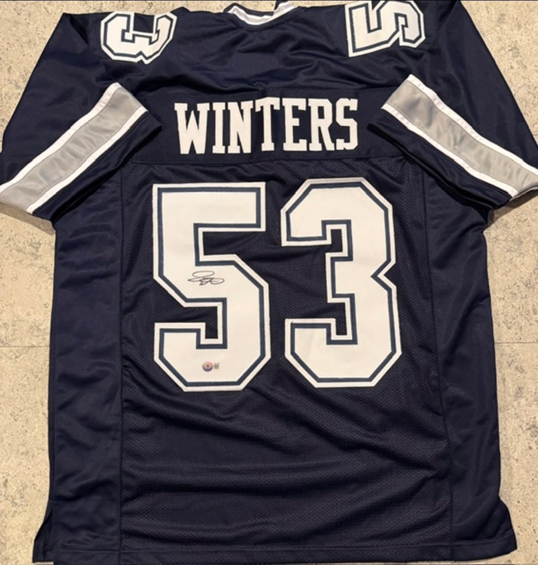 Dee Winters Dallas Cowboys Autographed Custom Football Jersey Beckett Hologram: Dee Winters Dallas Cowboys Autographed Custom Football Jersey Beckett QR HOLOGRAM (THERE IS NO COA CARDS WITH QR CODE HOLGRAMS - SCAN QR CODE WITH CAMERA TO VERIFY AUTHENTICITY) - Autograph Location