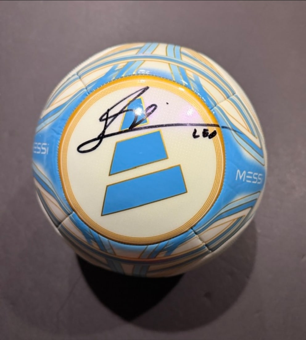 Lionel Messi Inter Miami CF Autographed Adidas Soccer Ball coa (1 of 2)