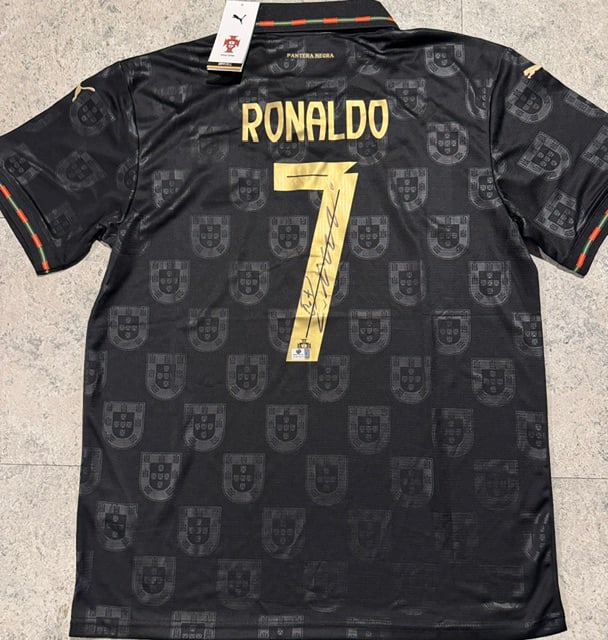 Cristiano Ronaldo Portugal Autographed 2025-26 Puma Special Edition Soccer Jersey LOA: Cristiano Ronaldo Portugal Autographed 2025-26 Puma Special Edition 'Pantera Negra' Soccer Jersey GA Letter of Authenticity - JERSEY SIZE EXTRA LARGE