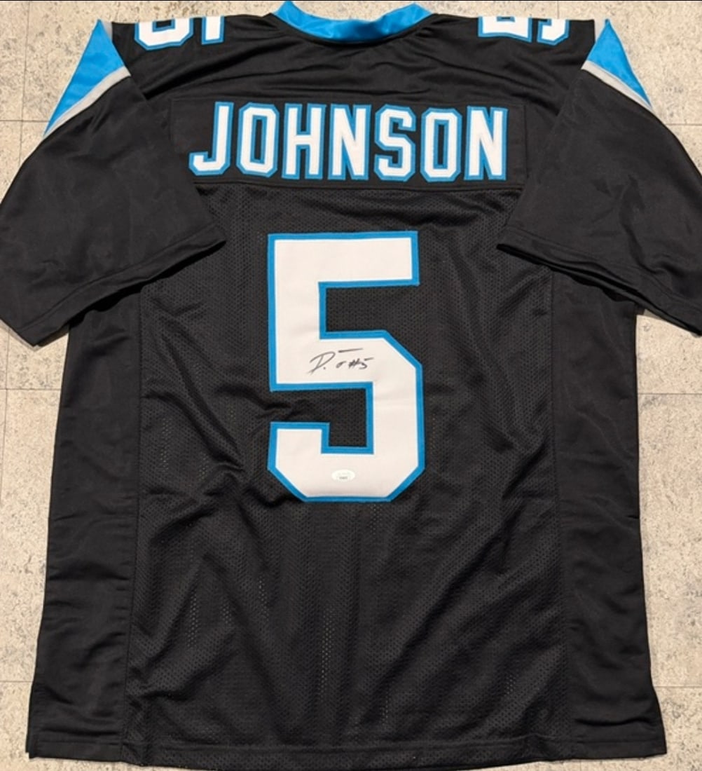Diontae Johnson Carolina Panthers Autographed Custom Football Style Jersey JSA Sticker Only: Diontae Johnson Carolina Panthers Autographed Custom Football Style Jersey JSA Sticker Only (THERE IS NO COA CARD) - Autograph Location & coa # may vary JERSEY SIZE EXTRA LARGE - CUSTOM JERSEY MEANS
