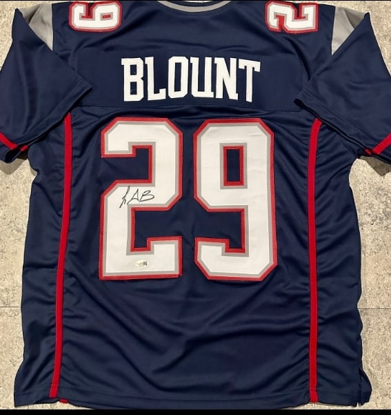 LeGarrette Blount New England Patriots Autographed Custom Football Jersey JSA Hologram: LeGarrette Blount New England Patriots Autographed Custom Football Jersey JSA QR Hologram Included (THERE IS A BASIC COA CARD WITH THE QR CODE HOLGRAM - SCAN QR CODE WITH CAMERA TO VERIFY