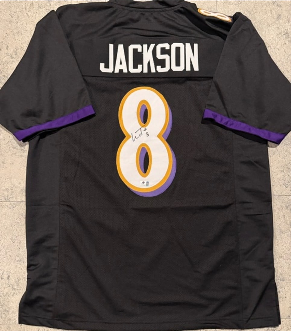Lamar Jackson Baltimore Ravens Autographed Custom Football Jersey coa: Lamar Jackson Baltimore Ravens Autographed Custom Football Football Jersey GA coa - Autograph Location & coa # may vary JERSEY SIZE EXTRA LARGE - CUSTOM JERSEY MEANS NO LOGOS, NO TEAM NAMES, & NO