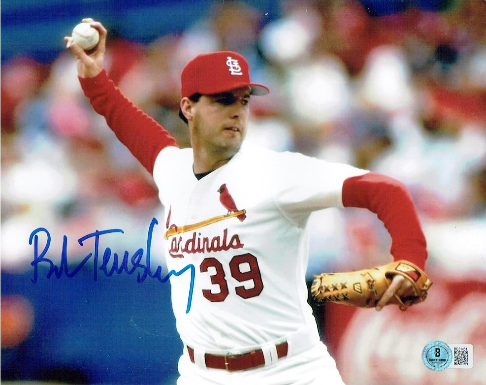 Bob Tewksbury St. Louis Cardinals Autographed 8x10 Photo Beckett Hologram: Bob Tewksbury St. Louis Cardinals Autographed 8x10 Photo Beckett QR Hologram (THERE IS NO COA CARDS WITH QR CODE HOLGRAMS - SCAN QR CODE WITH CAMERA TO VERIFY AUTHENTICITY) - Autograph Location & coa