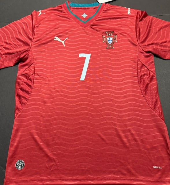 Cristiano Ronaldo Portugal Autographed 2026 Puma FIFA WORLD CUP Home Soccer Jersey LOA - 4