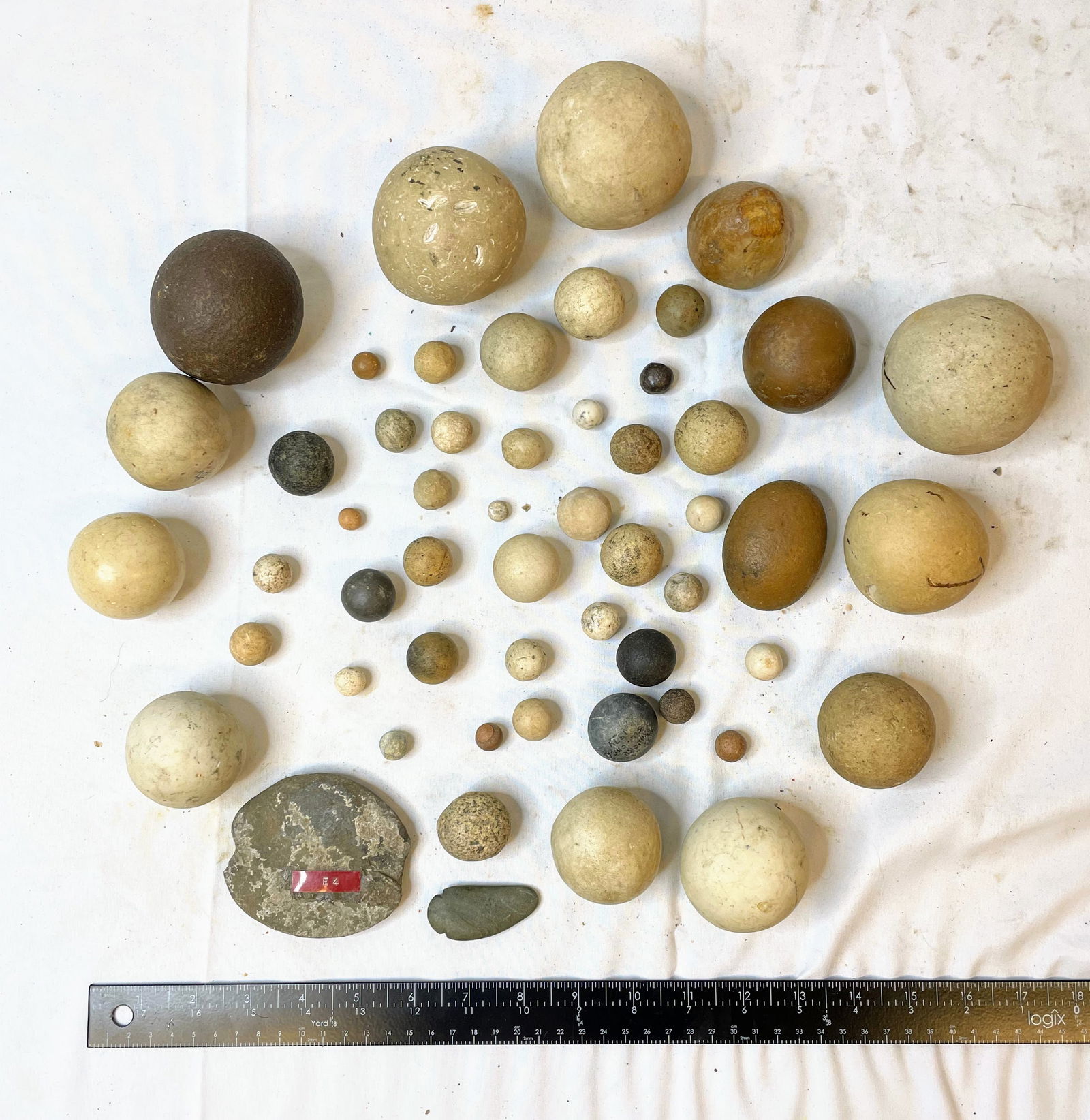 Large Lot of Plains Gaming Balls (1 of 1)