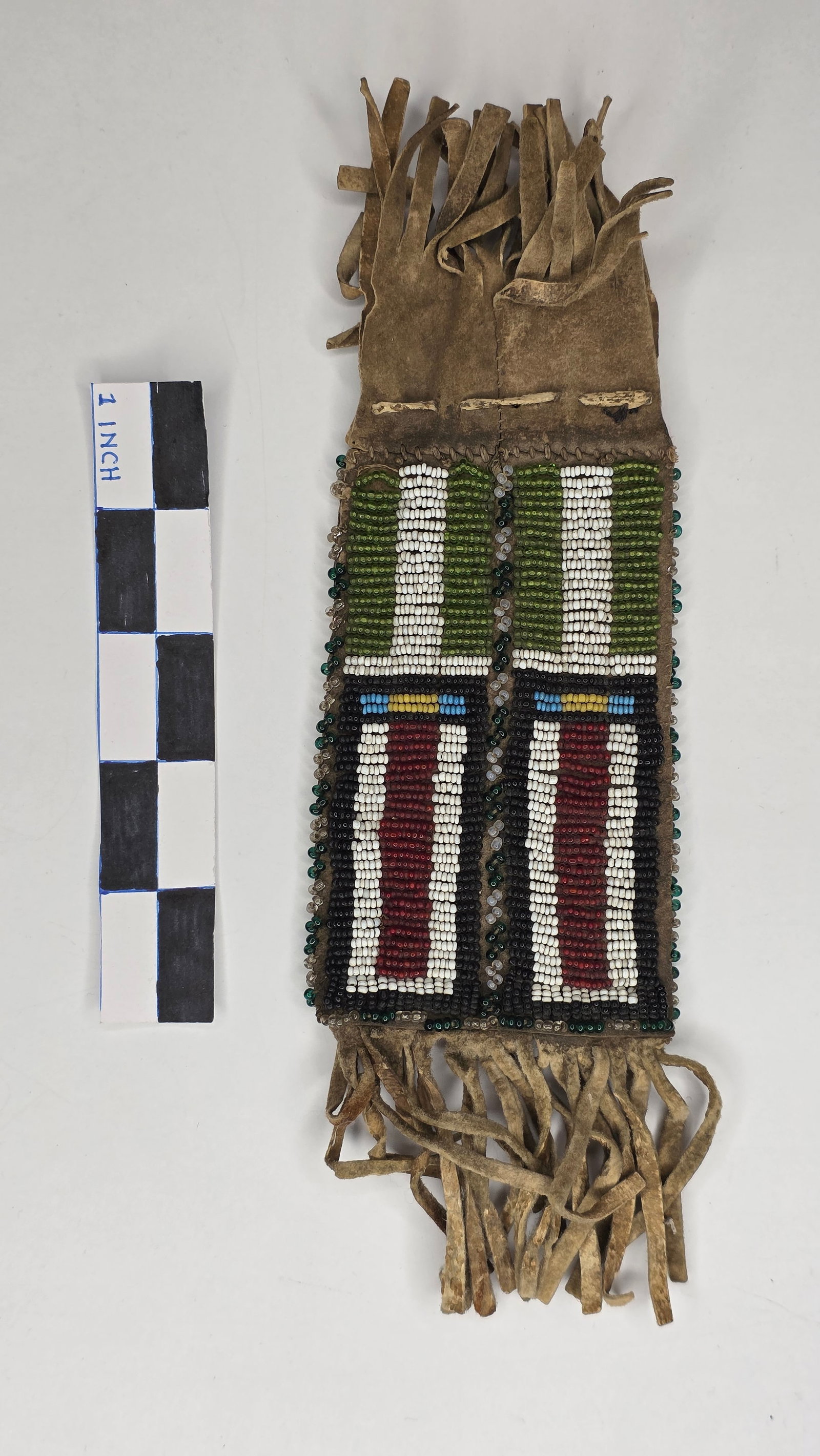 Cheyenne Strike-a-lite Bag - pre 1900 (1 of 2)