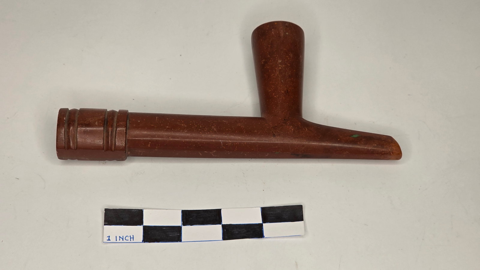 Catlinite 'T' Bowl Pipe - pre 1900 (1 of 3)