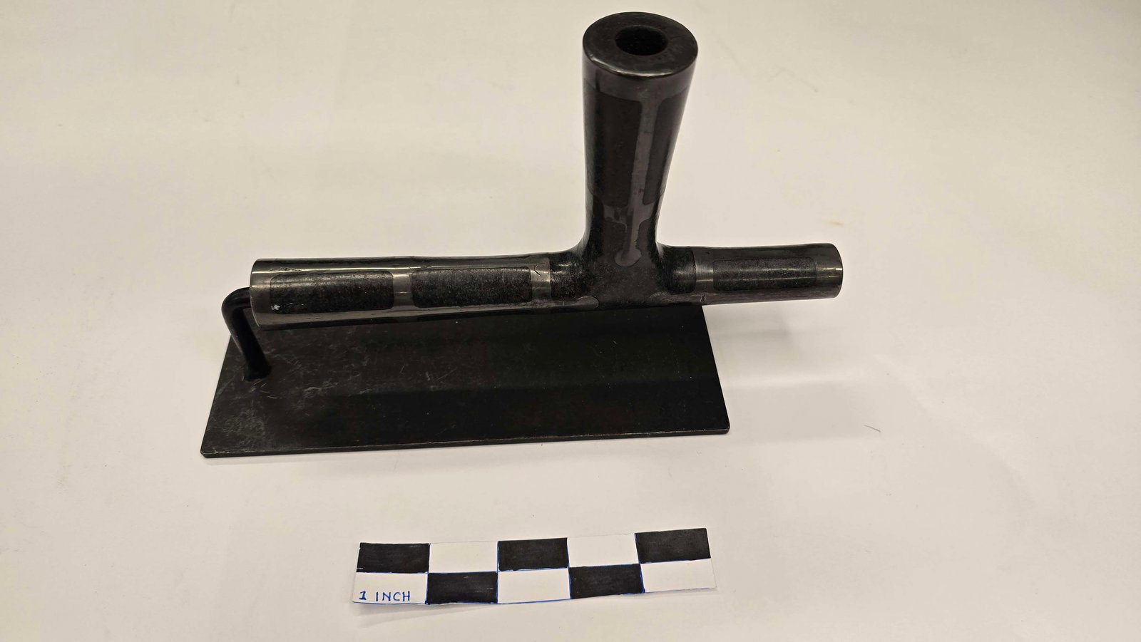 Steatite 'T' Pipe Bowl, Lead Inlay, pre-1900 (1 of 4)