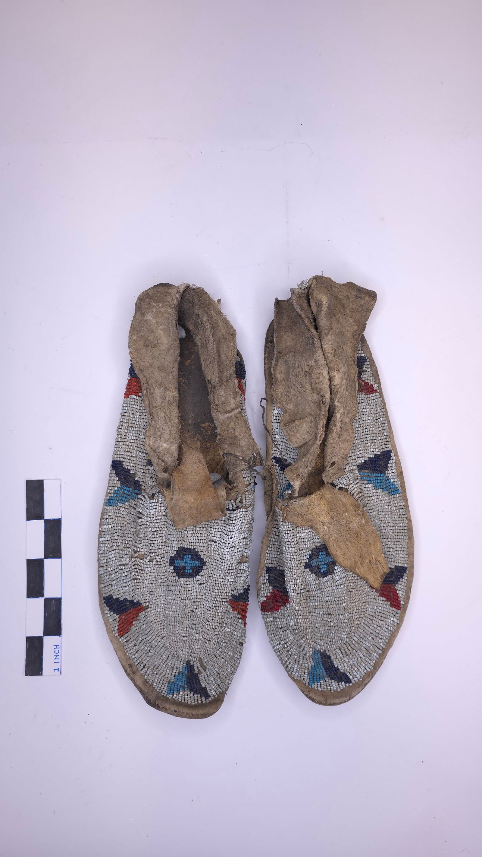 Cheyenne Beaded Mocs, pre-1900 (1 of 2)
