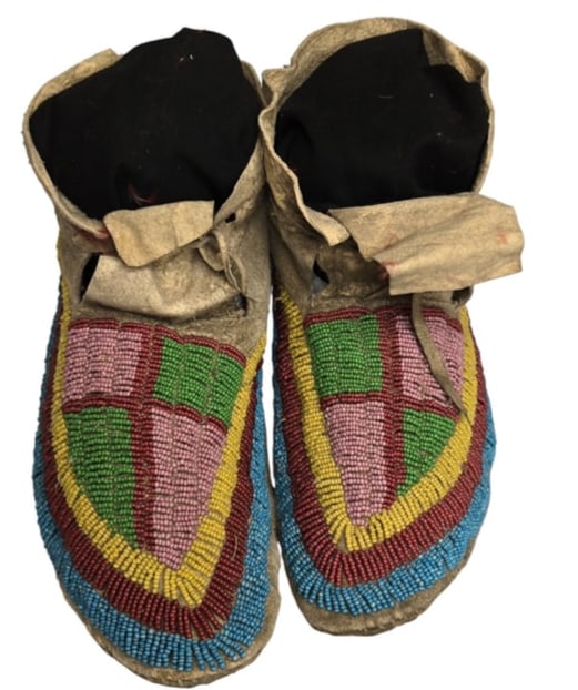 Plains Beaded Mocs, pre-1900 (1 of 4)