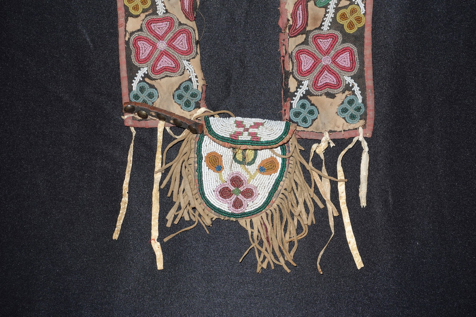 Early Cree Shot Pouch - 2