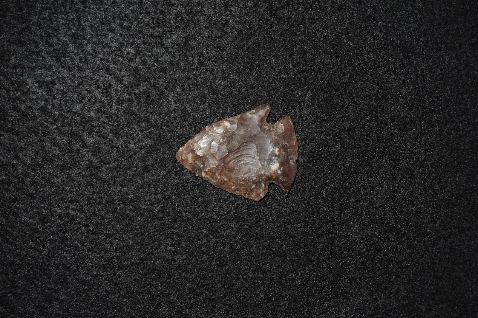 Knife River Flint Notched Point (1 of 2)
