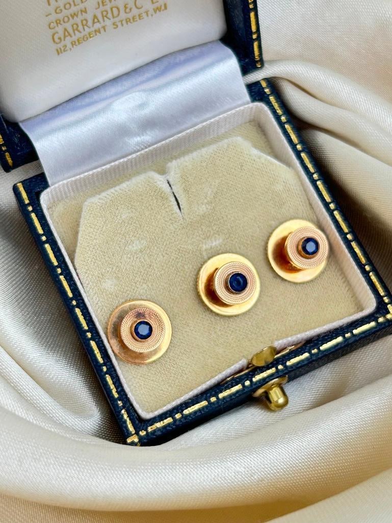 Boxed Gold and Sapphire Button Holes (1 of 6)
