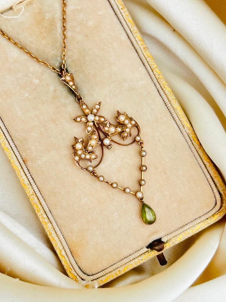 Antique Boxed 9ct Gold Peridot and Pearl Pendant Necklace (1 of 7)