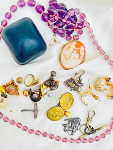 Mixed Lot of Antique and Vintage Jewellery: Mixed Lot of Antique and Vintage Jewellery &#160; charming mixed lot&#160;