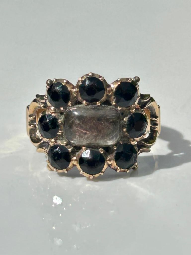 Antique Georgian 9ct Yellow Gold Jet Surrounding Hair Locket Mourning Ring (1 of 7)