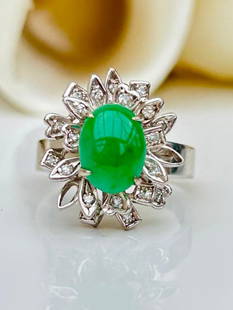 18ct White Gold Cabochon Emerald and Diamond Large Dress Ring: 18ct White Gold Cabochon Emerald and Diamond Large Dress Ring&#160; &#160; amazing large statement ring!!&#160; &#160; Measurements:&#160; size UK O1/2 US 71/2 head of ring 18mm x 16mm weight 7g