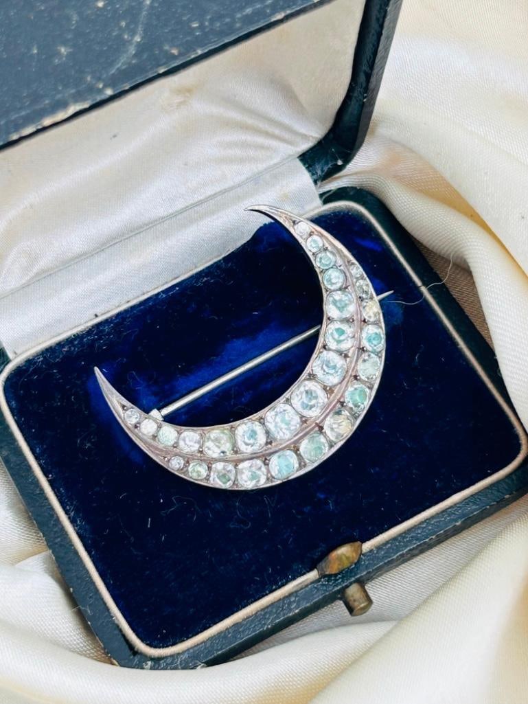 Antique Double Row Crescent Brooch in Antique Box: Antique Double Row Crescent Brooch in Antique Box truly wonderful size 36mm x 34mm weight 8g