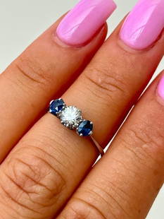 Antique 18ct Gold and Platinum Sapphire and Diamond 3 Stone Ring: Antique 18ct Gold and Platinum Sapphire and Diamond 3 Stone Ring&#160; &#160; sweetest and most beautiful ring!&#160; &#160; measurements&#160; size UK K US 51/2 head of ring 12mm x 5mm weight 1.91g